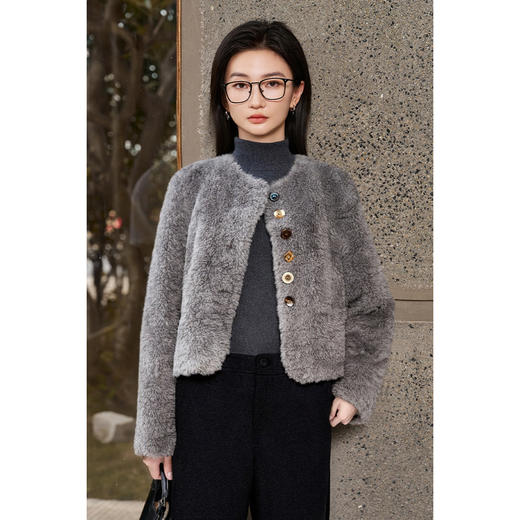 剩L 皮毛一体暖暖绒短外套 亲肤舒适仿皮毛 抗风保暖环保皮草小个子外套女5682 商品图4