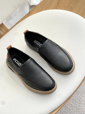 Ecco爱步休闲真皮男鞋