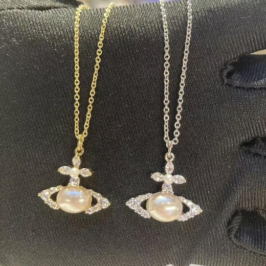 春日限定【抢先购】Vivienne西太后土星钻石珍珠项链银色/耳钉银色  西太后土星钻石珍珠项链金色/耳钉金色 -mi_bba 商品图9