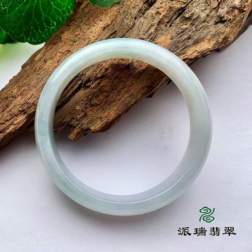 派瑞翡翠 翡翠手镯 糯冰 浅绿 商品图1