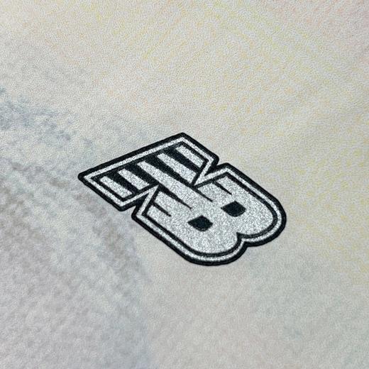 D111737冬款2025拼接设计花色满印儿童连帽羽绒服 商品图10