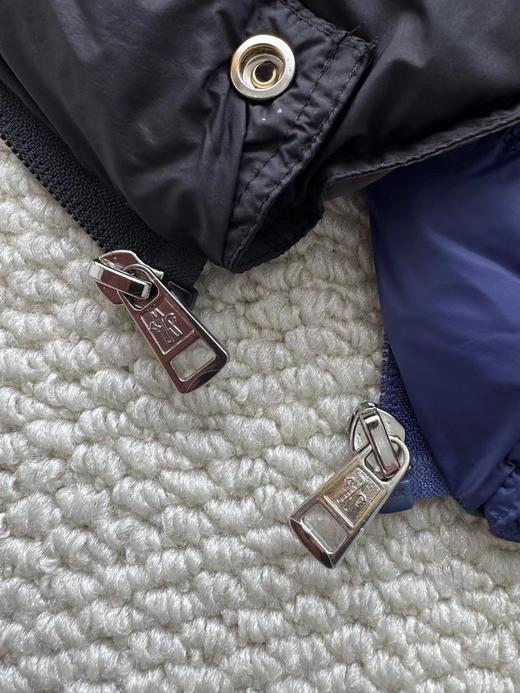 D111717简洁利落限量高蓬松饱满情侣款立领羽绒服 商品图13