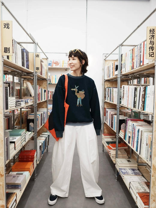 【11月17日 下午18:00 秒杀】45R 再一款 2025年新品 日系水洗 908男女同款 休闲火烈鸟抓 毛海洋 圆领 加绒卫衣 商品图0