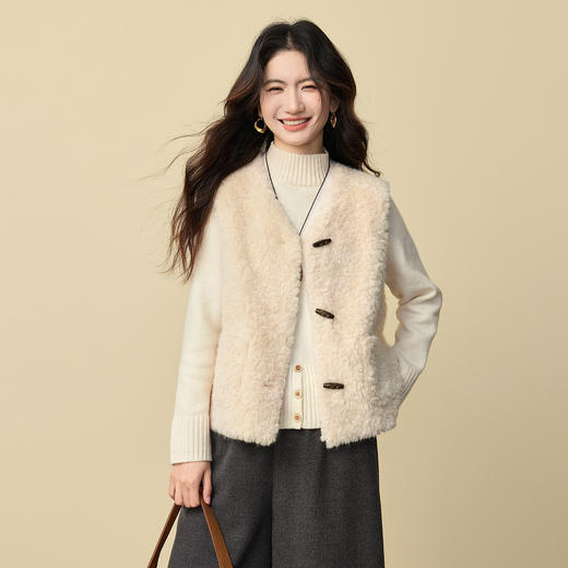 【年货节】熙世界【可机洗仿牛绒】紫色半高领毛衣女2025冬新款保暖针织上衣 商品图4