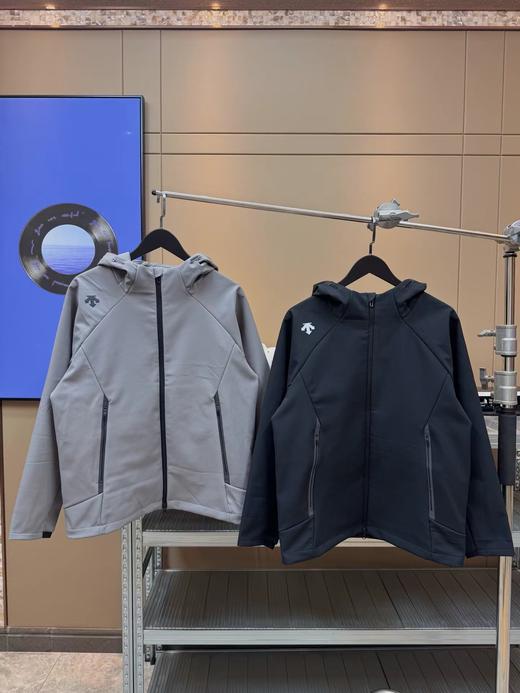 D111709新款TRAINING综训男防泼水加绒外套 商品图4