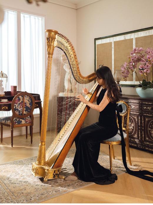 【已售】独角鹿西洋古董 19世纪法国出品「To Her Majesty & the Royal Family献给女王与王室」古希腊风格鎏金装饰椴木竖琴 商品图1