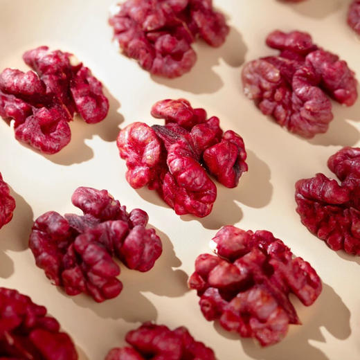 云南红衣核桃 100g/袋*3袋+赠核桃夹   A-5702（效期26-10） 商品图7