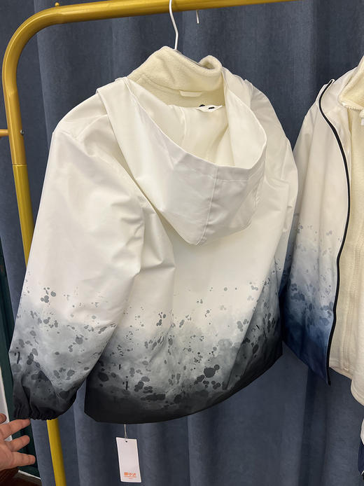 降温刚需！雪の！kids男女童泼墨印花户外童装外套 商品图14