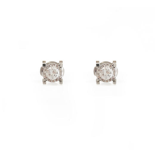 【天然正品】AU750白金简约时尚牛头款近0.2/0.2克拉钻石耳钉15.7*6.7*5.5MM（皆取最大值）女士031125TJ33 特价：2280元 商品图0