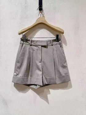 女款休闲短裤hu