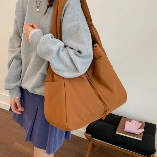 U家同款大容量慵懒风“蓬蓬”包 商品图2