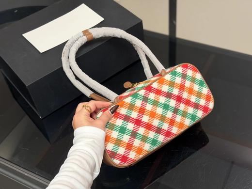 D111719很难不爱啊啊！可手拎也可斜挎保龄球公文包 商品图11