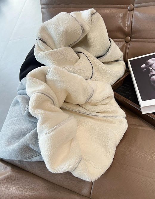 一条过冬羊羔毛加厚卫裤 商品图1