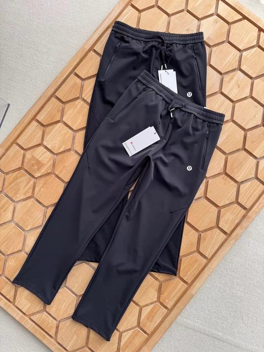 D111714耐磨防刮面料3D立体剪裁软壳加绒裤 商品图0