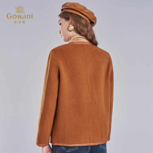 乔万尼新品2025冬小香风复古千金感绵羊毛羊驼混纺短款外套ED4B739 商品图5