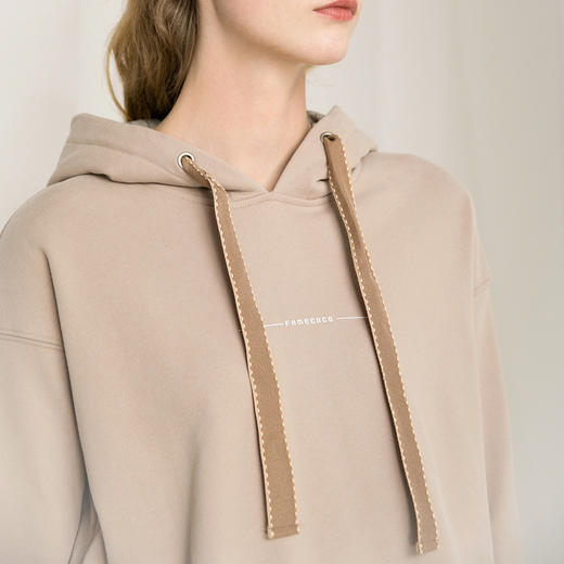 Famecoco范可儿卫衣长袖连帽宽松套头上衣D216BE301 商品图1