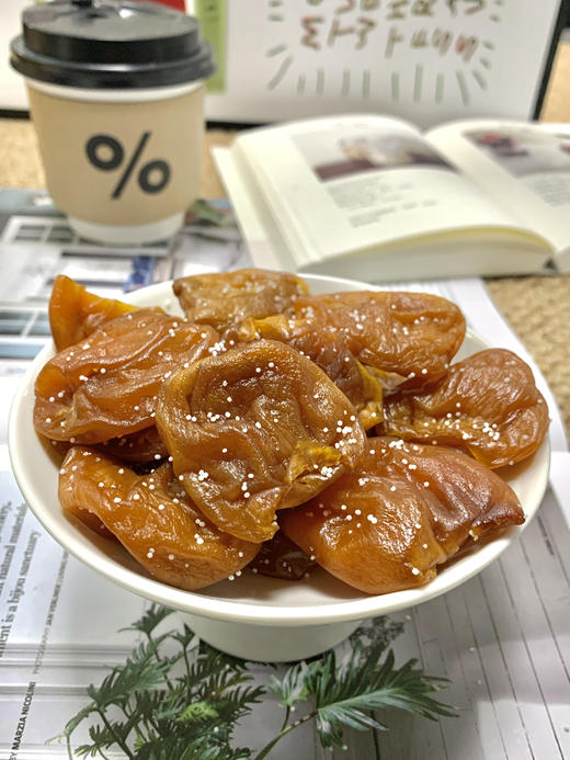 💰29.9到手4袋【竹盐枇杷干】 🌿5斤鲜果慢烘1斤✨竹盐微咸唤醒喉咙，咸甜不齁腻😋软糯有嚼头 孩子、爸妈吃安心❤️自己吃解馋🤤 商品图0
