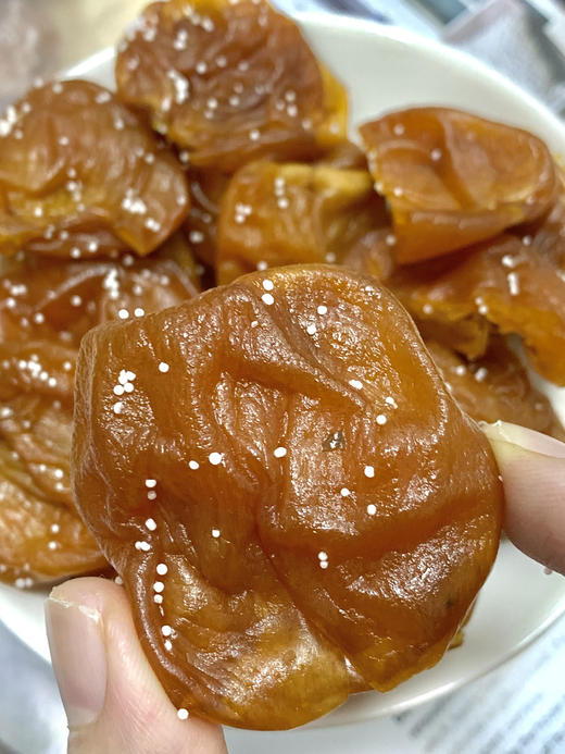 💰29.9到手4袋【竹盐枇杷干】 🌿5斤鲜果慢烘1斤✨竹盐微咸唤醒喉咙，咸甜不齁腻😋软糯有嚼头 孩子、爸妈吃安心❤️自己吃解馋🤤 商品图6