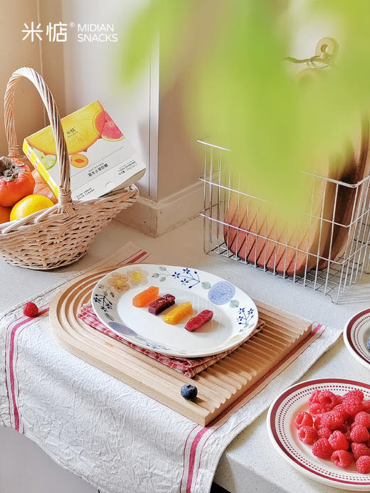 【米惦基本水果软糖】私房级别工艺😍😍一口还原鲜果原香👊一盒解锁四种快乐😝🌊 💚创新配方 一盒get四重软糖风味 💚鲜果&果茸 还原鲜果本味  商品图5