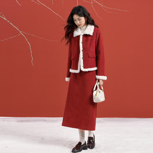 【11/19新品】熙世界小香风红色棉衣棉服女2025年冬季新款高级感毛绒翻领短外套 商品图1