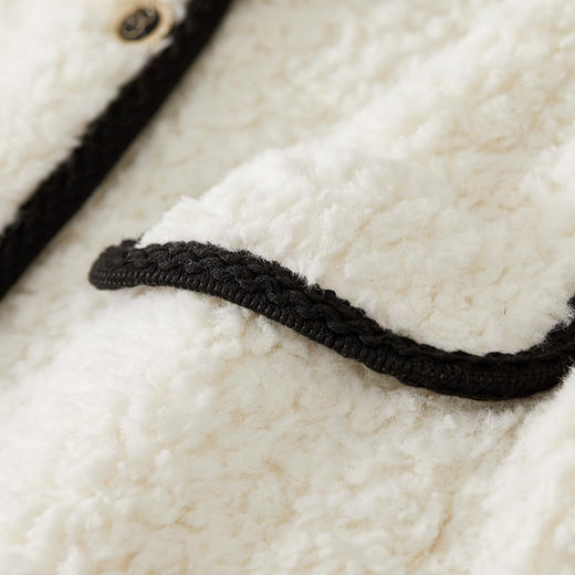 【内购】舒适保暖简约V领单排扣撞色设计颗粒绒外套-W54PB4897X 商品图4