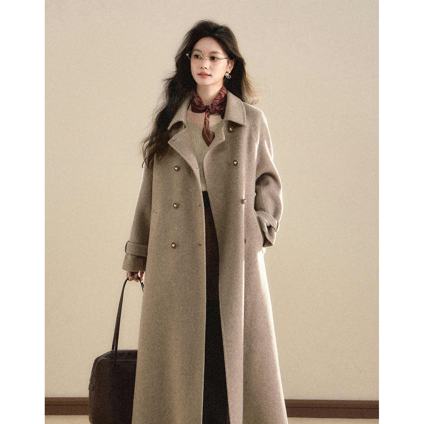 鹿向南「松果与雪」气质百搭摩卡色毛呢外套女冬长款保暖宽松大衣