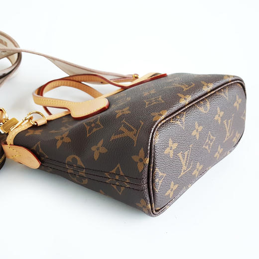 【95新】LV路易威登Neverfull系列M46705老花奶茶色宽肩带Neverfull BB购物袋手提单肩包061125NJS32 商品图6
