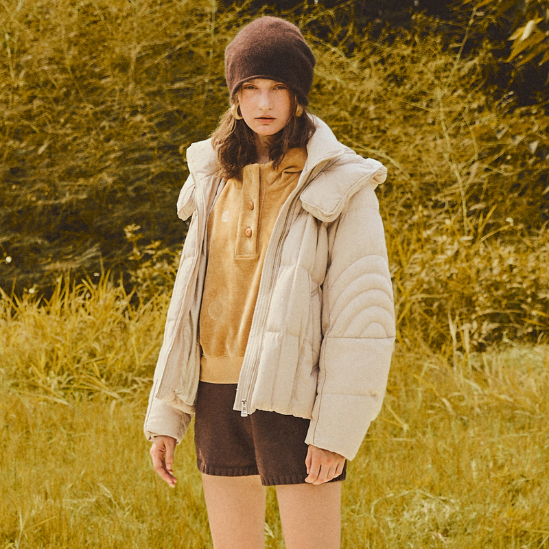 谜底设计感羽绒服女士2025年冬季新品鹅绒宽松连帽短款254MY1616