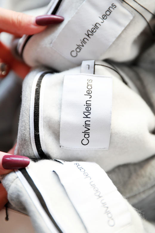 美式刺绣卫衣一枚。重工刺绣工艺元祖灰字母加绒连帽卫衣A122266 商品图1