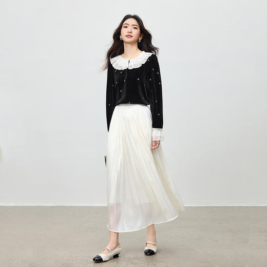 【内购】【雪影霓裳】通勤拼接双层荷叶边圆领烫银雪花图案弹力丝绒衬衫-154CJ3882 商品图2