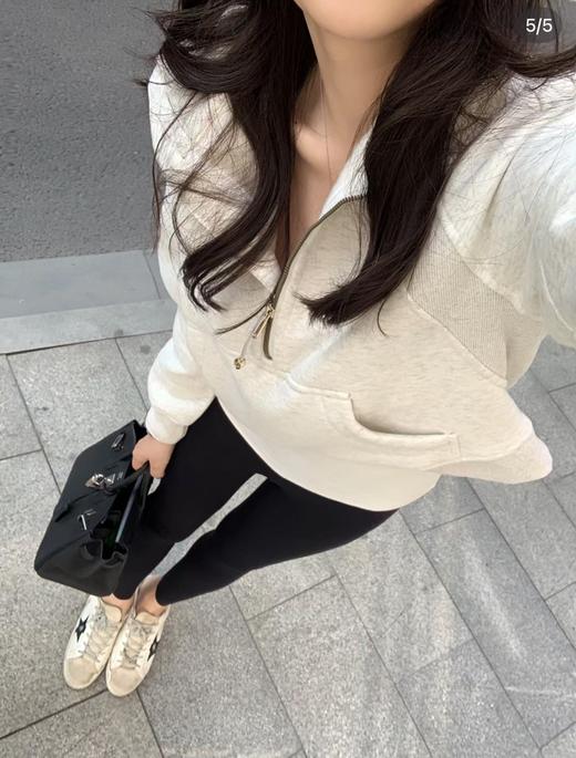 一店k （代工厂订单！）今天是露女孩👧🏻！Scuba新色试穿又又又爱上啦！短款半拉链烟囱领卫衣 百搭显瘦 闭眼入 商品图2