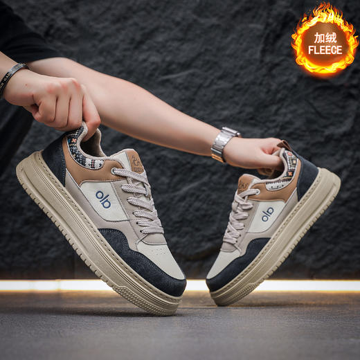 【HF】无忧购加绒男鞋低帮撞色拼接秋冬轻便舒适厚底板鞋K626（截单后7天发货) 商品图3