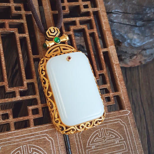 【天然正品】AU750收藏级黄金镶天然新疆且末料一级白油润度佳平安无事牌和田玉吊坠项链031125TJ32 商品图8