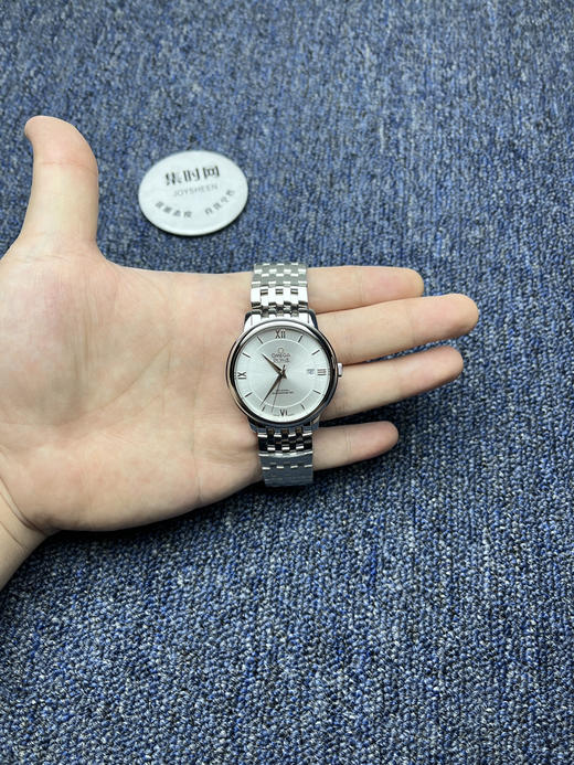 OMEGA 欧米茄碟飞系列 蝶飞 男士腕表
搭载进口西铁城 商品图8