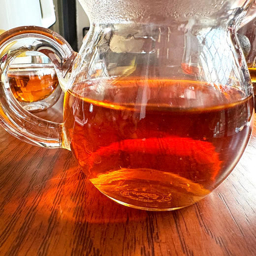 『新会柑普茶』新会生晒小青柑+勐海宫廷普洱熟茶，汤色红褐透亮，茶味柔润醇厚，柑香清幽绵长 商品图7