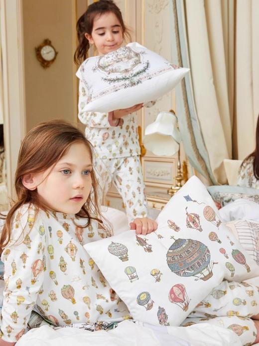 法国Atelier Choux 抱枕30*40cm(含枕芯)-十二星座 新款缎面 棉宝宝靠垫靠枕 商品图1