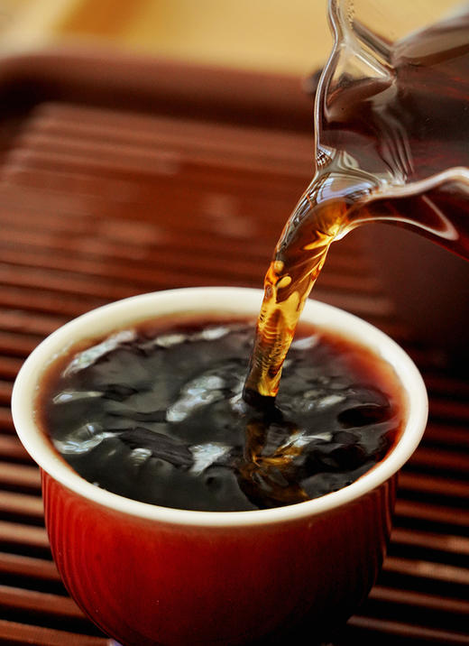 11月19日中午12点【昔归熟茶】2018年临沧昔归熟茶刚柔并济，蜜兰香悠然，撬饼发货紫砂罐装，300g/罐，5罐送1罐 商品图3