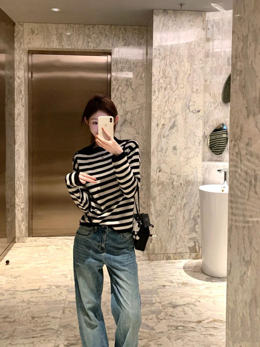 迪奥 25秋冬新款 肩扣条纹针织毛衣(TM) 商品图3