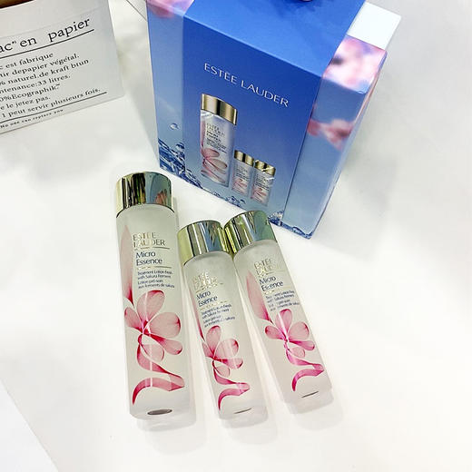 【买200ml享400ml】雅诗兰黛樱花原生液微精华水保湿礼盒  200ml+100ml*2 商品图8