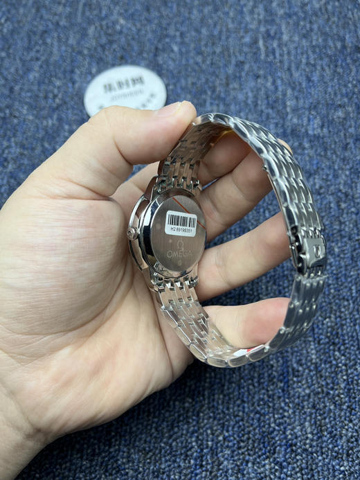 OMEGA 欧米茄碟飞系列 蝶飞 男士腕表
搭载进口西铁城 商品图5