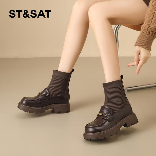 星期六加绒时髦压纹学院风袜筒靴SSD4118T45 商品图5