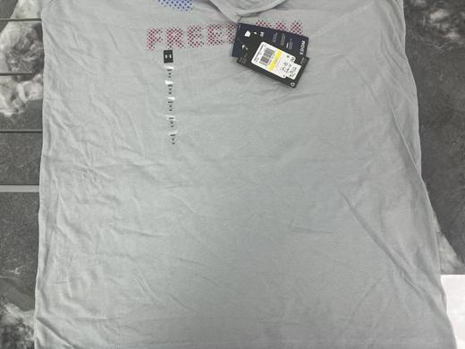瑕疵Under Armour/安德玛 Freedom 男士宽松印花Logo运动休闲短袖T恤 商品图2