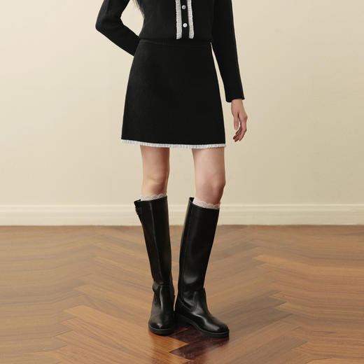 【严选】诗凡黎蕾丝边娃娃领针织套装2025冬新款韩系小香风毛衣短裙两件套7GB491071 商品图3