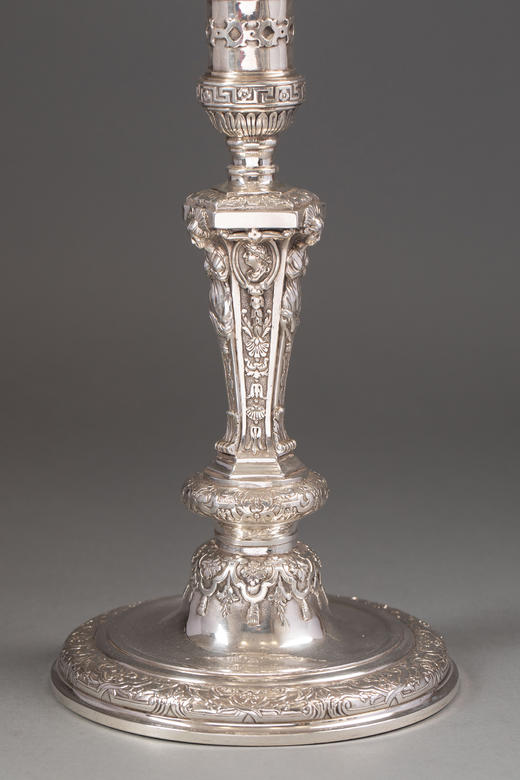 独角鹿西洋古董19世纪法国出品路易十六风格古典神话及花叶主题纯银精雕七枝头烛台一对 商品图7