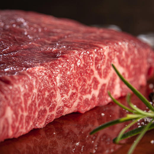 春禾秋牧澳境穹光和牛牛排礼盒688型900g 商品图1