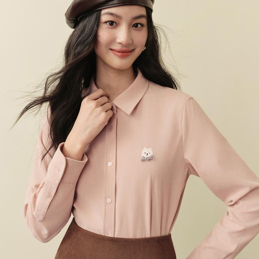 【严选】诗凡黎小狗刺绣粉色翻领衬衫2025冬新款宽松百搭减龄通勤长袖上衣7GB221071 商品图4