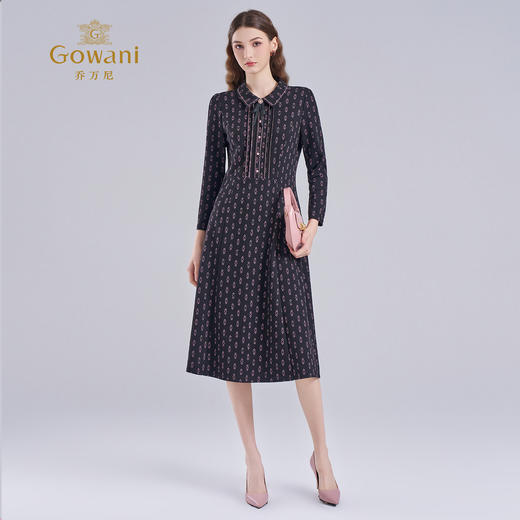 乔万尼2025冬新品收腰衬衫领印花长袖打底连衣裙ED4E716 商品图3