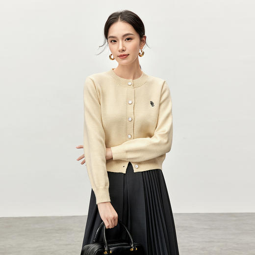 【内购】气质通勤舒适休闲螺纹圆领圆领单排扣定制珠色扣弹力长袖开衫毛衣-W44E57307 商品图2
