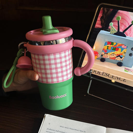 圣诞氛围感拉满🔔高颜值咖啡保温杯 圣诞节双饮水杯 女生大容量把手带吸管杯 随行杯子 商品图9