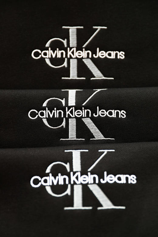 黑武士加绒卫衣，这个好看。胸口小标刺绣曜夜黑连帽外套A112366 商品图1